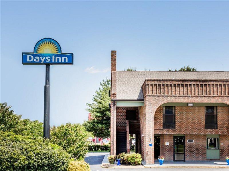 Days Inn By Wyndham Tappahannock Экстерьер фото