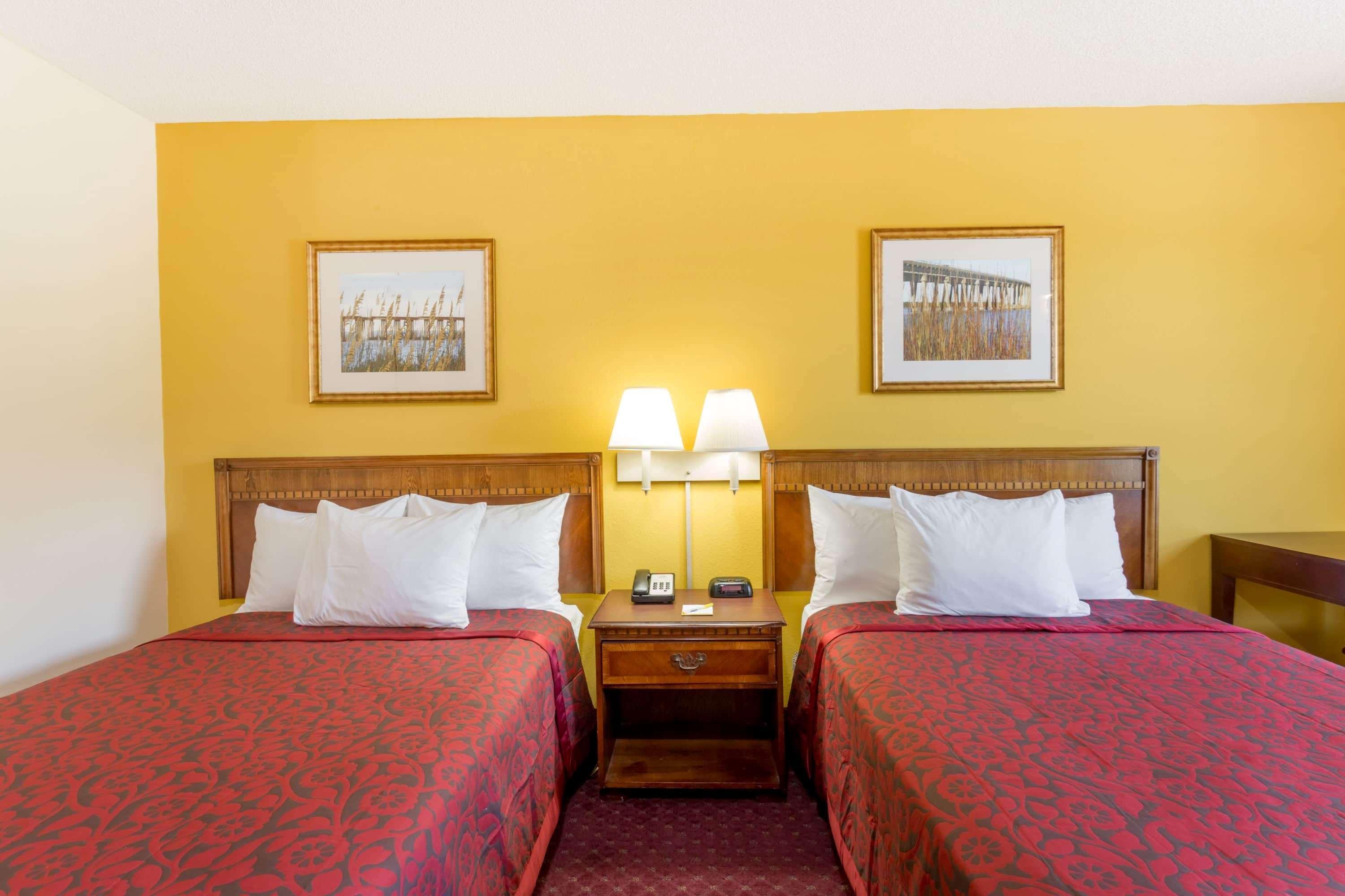 Days Inn By Wyndham Tappahannock Экстерьер фото
